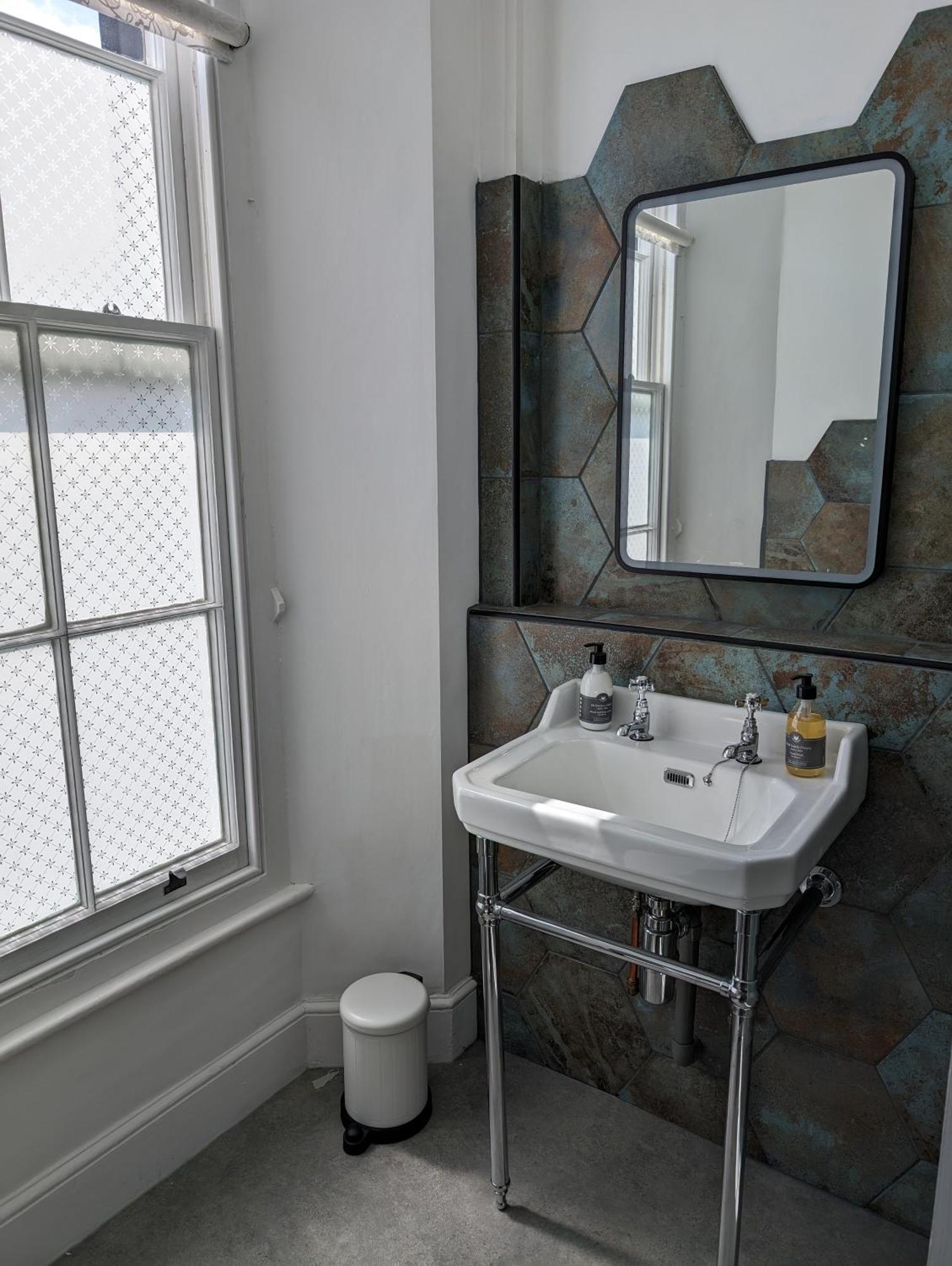 Bed and Breakfast The Chelsea Llandudno Esterno foto