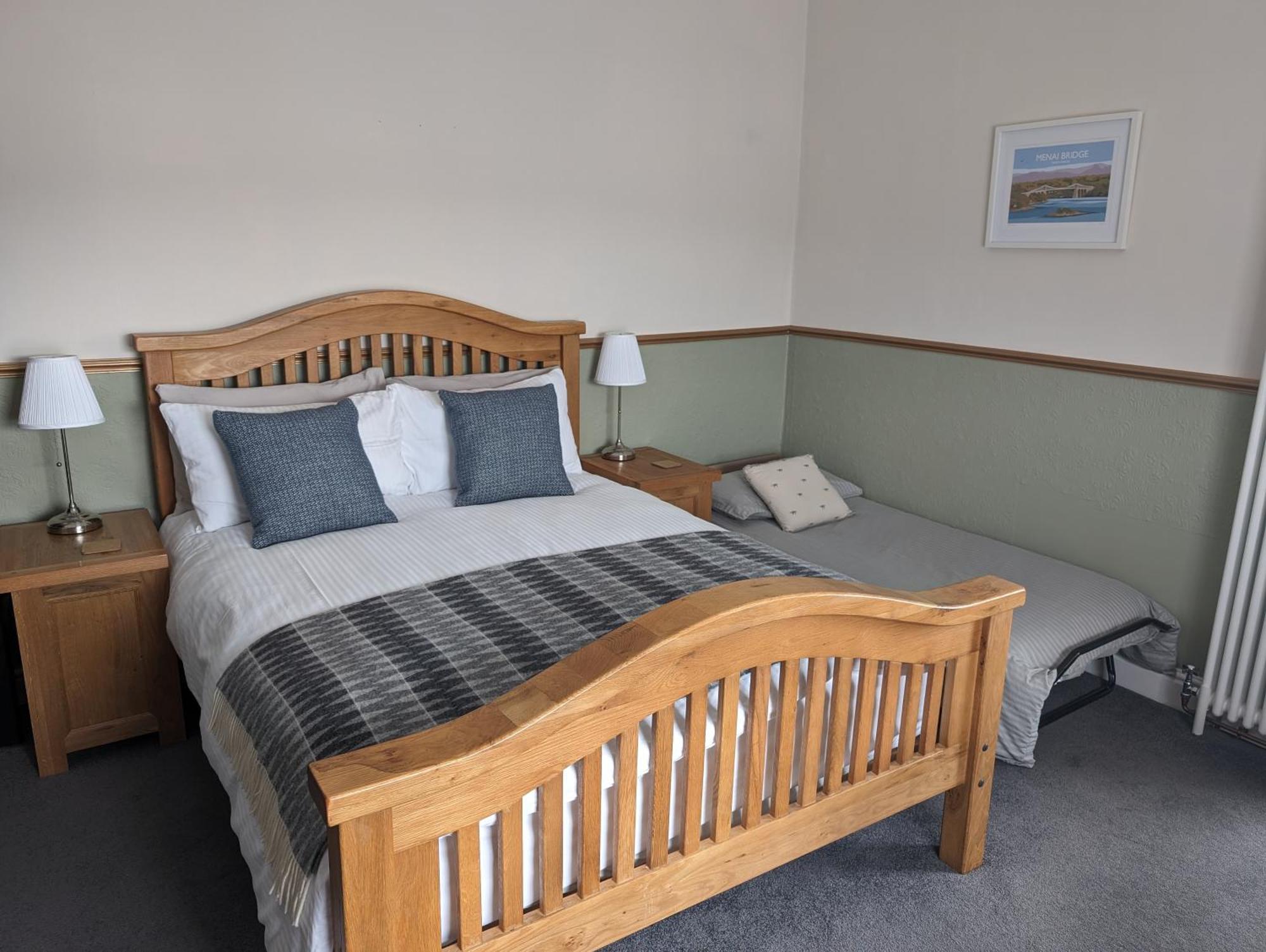 Bed and Breakfast The Chelsea Llandudno Esterno foto