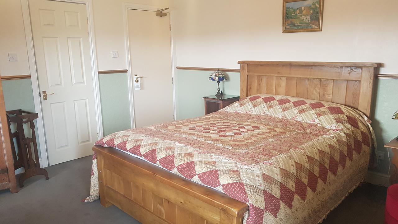 Bed and Breakfast The Chelsea Llandudno Esterno foto