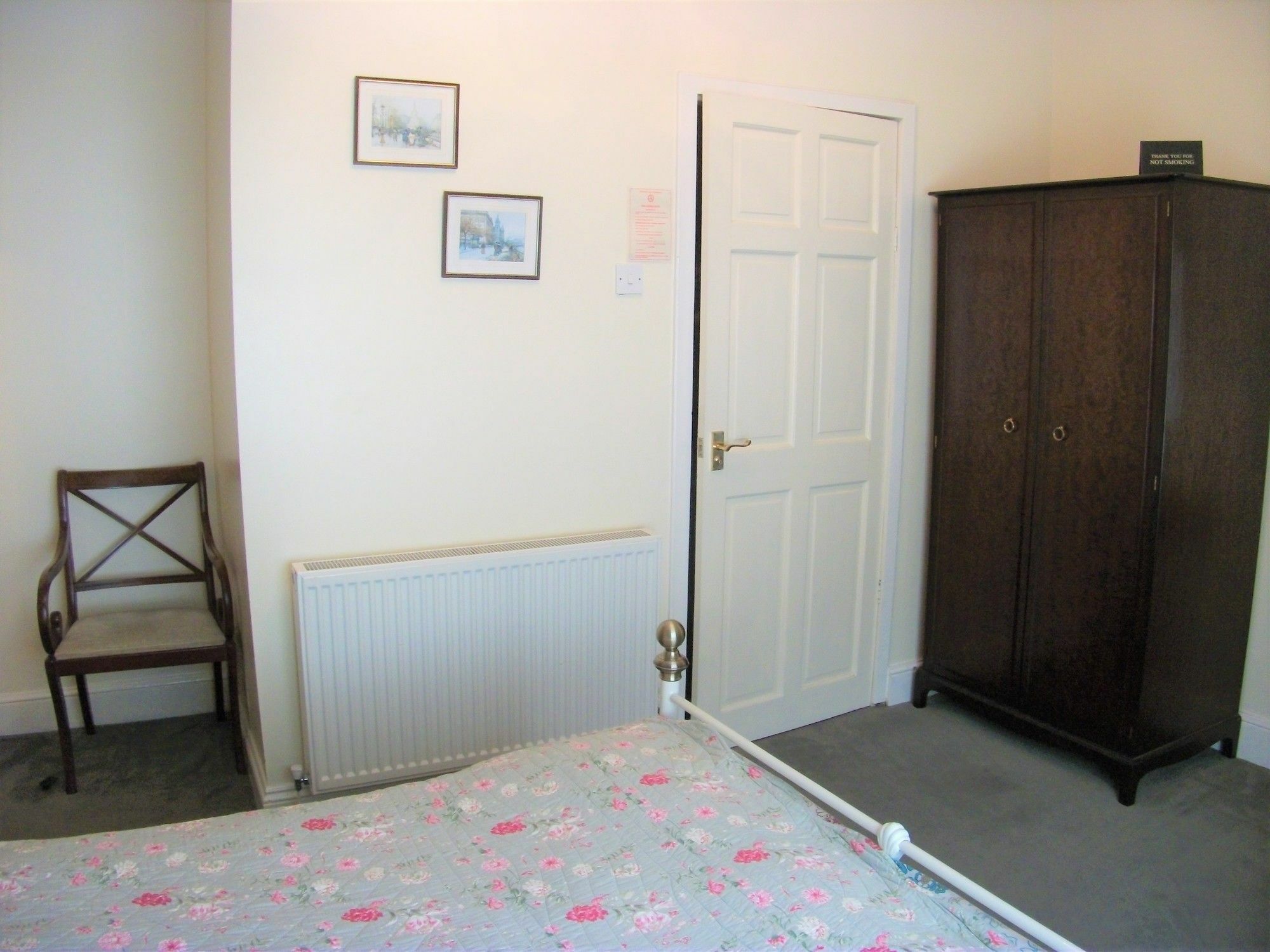 Bed and Breakfast The Chelsea Llandudno Esterno foto